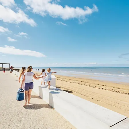 Lumineux Face Aux Dunes - 2 Chambres, Balcon, Parking - 15 Min De Saint-jean-de-monts - Fr-1-540-205 Apartment
